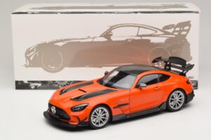 Mercedes AMG GT Black Series C190 Orange med Silverfälgar Minichamps 1:18 110032024 Metall — bild 8 av 8