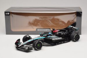 Mercedes AMG Petronas W15 E Performance G. Russell 2024 Minichamps 1:18 110240163 Resin — bild 7 av 7