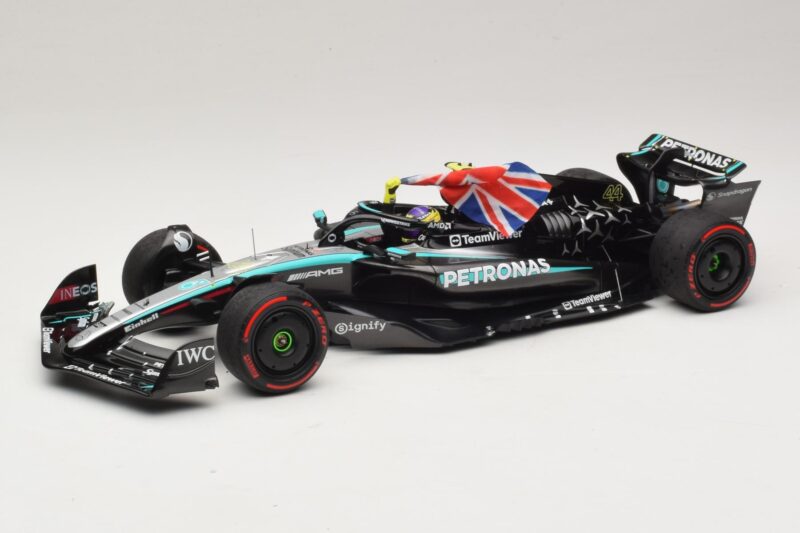 Mercedes AMG Petronas W15 E Performance L. Hamilton Winner British GP 2024 Minichamps 1:18 110241244 Resin