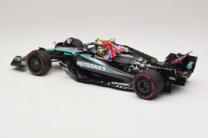Mercedes AMG Petronas W15 E Performance L. Hamilton Winner British GP 2024 Minichamps 1:18 110241244 Resin — bild 5 av 7
