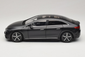 Mercedes EQE V295 Graphite Grey Magno NZG 1:18 B66961108 Metall — bild 3 av 8
