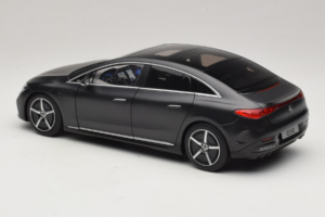 Mercedes EQE V295 Graphite Grey Magno NZG 1:18 B66961108 Metall — bild 4 av 8