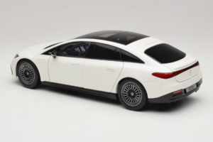 Mercedes EQS V297 Manufaktur Opalite White NZG 1:18 B66961049 Metall — bild 7 av 8