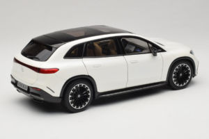 Mercedes EQS SUV X296 Manufaktur Diamond White NZG 1:18 B66960590 Metall — bild 3 av 8