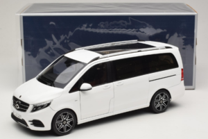 Mercedes V-Class W447 AMG Line Vit Norev 1:18 183876 Metall — bild 8 av 8