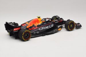 Oracle Red Bull Racing RB18 S. Perez Winner Monaco GP 2022 Minichamps 1:18 110220711 Resin — bild 2 av 7