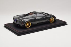 Pagani Huayra Starry Night Sky AB 1:18 REMC039 Resin — bild 3 av 7