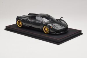 Pagani Huayra Starry Night Sky AB 1:18 REMC039 Resin — bild 4 av 7
