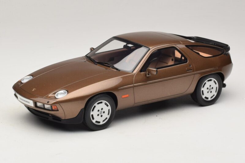 Porsche 928 S Tobacco Metallic GT Spirit 1:18 GT1005 Resin