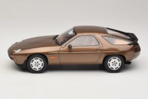 Porsche 928 S Tobacco Metallic GT Spirit 1:18 GT1005 Resin — bild 3 av 6