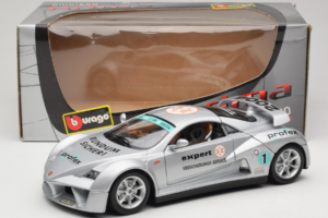 Giugiaro Prima Silver Bburago 1:18 33130 Metall — bild 8 av 8