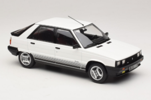 Renault 11 Turbo Vit MCG 1:18 MCG18589 Metall — bild 4 av 6