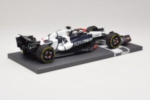 Scuderia AlphaTauri AT04 D. Ricciardo Hungarian GP 2023 Minichamps 1:18 117231203 Resin — bild 2 av 7