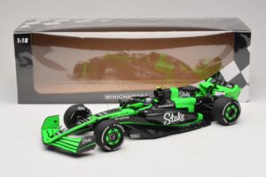Stake Kick Sauber C44 G. Zhou Emilia Romagna GP 2024 Minichamps 1:18 117240124 Resin — bild 7 av 7