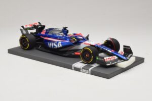 Visa Cash App RB VCARB 01 A. Iwasa FP1 Japanese GP 2024 Minichamps 1:18 117240440 Resin — bild 4 av 7