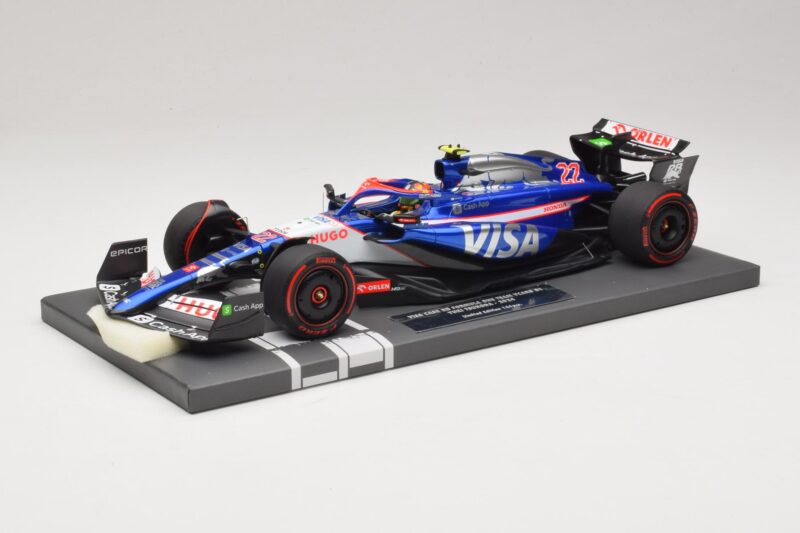 Visa Cash App RB VCARB 01 Y. Tsunoda 2024 Minichamps 1:18 117240122 Resin