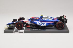 Visa Cash App RB VCARB 01 Y. Tsunoda 2024 Minichamps 1:18 117240122 Resin — bild 3 av 7