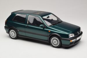 Volkswagen Golf Mk3 VR6 Carat Dragon Green Otto 1:12 G099 Resin — bild 4 av 6