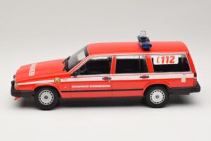 Volvo 740 GL Kombi Brandweer Grobbendonk Minichamps 1:18 155171795 Metall — bild 3 av 6