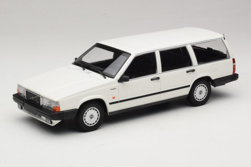 Volvo 740 GL Kombi Vit Minichamps 1:18 155171772 Metall