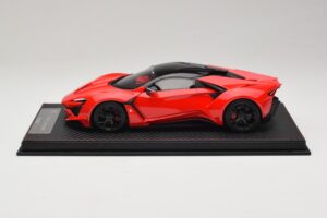 W Motors Fenyr Supersport Röd SophiArt 1:18 SA003-06 Resin — bild 3 av 6