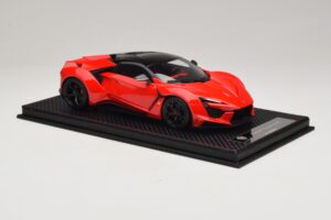 W Motors Fenyr Supersport Röd SophiArt 1:18 SA003-06 Resin — bild 5 av 6