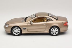 Mercedes SL500 R230 Travertine Beige Norev 1:18 183843 Metall — bild 4 av 9