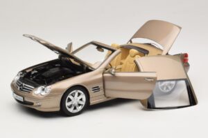 Mercedes SL500 R230 Travertine Beige Norev 1:18 183843 Metall — bild 2 av 9