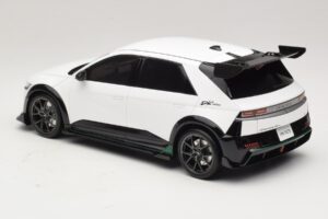Hyundai Ioniq 5 N DK Edition Atlas White Matt Otto 1:18 OT1227 Resin — bild 5 av 6