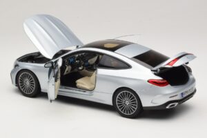 Mercedes CLE C236 Coupé Hightech Silver Norev 1:18 183939 Metall — bild 5 av 8