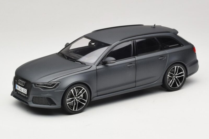 Audi RS6 C7 Avant Daytona Grey Minichamps 1:18 5011216225 Metall
