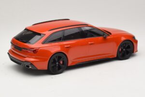 Audi RS6 C8 Avant Orange Metallic Minichamps 1:18 155018012 Metall — bild 2 av 6