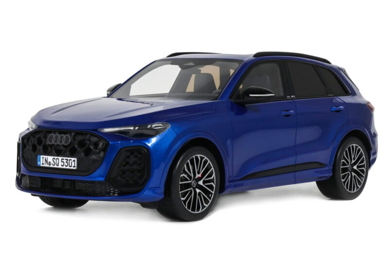 Audi SQ5 FY TFSI Ultra Blå Otto 1:18 OT1281 Resin