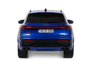 Audi SQ5 FY TFSI Ultra Blå Otto 1:18 OT1281 Resin — bild 5 av 5
