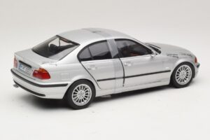 BMW 3-Series E46 6-Cylinder Silver UT Models 1:18 20512 Metall — bild 2 av 6