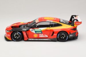 BMW M4 GT3 #31 Schubert Motorsport S. van der Linde Winner DTM Lausitzring 2022 Minichamps 1:18 113222031 Metall — bild 4 av 8