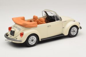 Volkswagen 1303 Cabriolet Cream White Norev 1:18 188535 Metall — bild 2 av 6