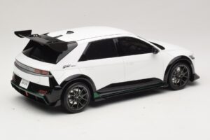 Hyundai Ioniq 5 N DK Edition Atlas White Matt Otto 1:18 OT1227 Resin — bild 2 av 6
