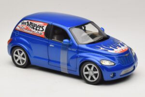Chrysler PT Cruiser Leverans Blå Hot Wheels 1:18 29616 Metall — bild 5 av 7