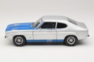 Ford Capri RS2600 Mk1 Silver Blue Minichamps 1:18 150089072 Metall — bild 3 av 6