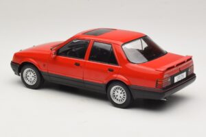 Ford Orion Mk2 1600E Röd MCG 1:18 MCG18488 Metall — bild 5 av 6