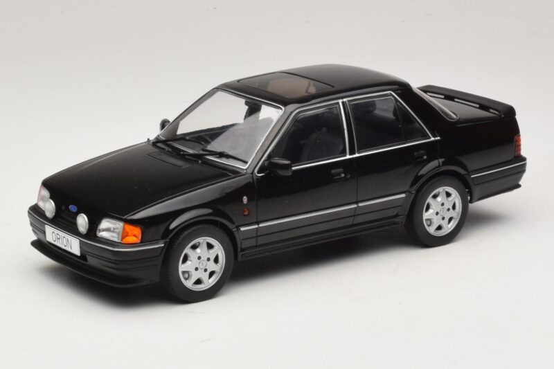 Ford Orion Mk2 RS Package Svart MCG 1:18 MCG18649 Metall