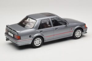 Ford Orion Mk2 RS Package Grå MCG 1:18 MCG18489 Metall — bild 2 av 6