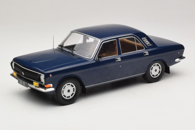 GAZ Volga GAZ-24-10 Mörkblå MCG 1:18 MCG18014 Metall