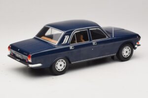 GAZ Volga GAZ-24-10 Mörkblå MCG 1:18 MCG18014 Metall — bild 2 av 6