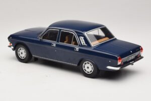 GAZ Volga GAZ-24-10 Mörkblå MCG 1:18 MCG18014 Metall — bild 5 av 6