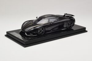 Koenigsegg Regera Svart Carbonpaket FrontiArt 1:18 Koenigsegg Regera Svart Carbonpaket FrontiArt 1:18 F079-179 Resin