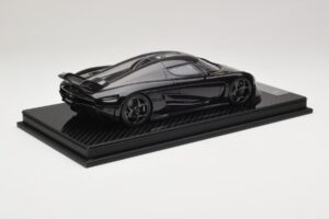 Koenigsegg Regera Svart Carbonpaket FrontiArt 1:18 F079-179 Resin — bild 2 av 7