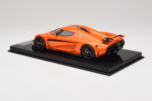 Koenigsegg Regera Orange Carbonpaket FrontiArt 1:18 F071-153 Resin — bild 5 av 7
