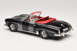 Mercedes 190 SL W121 Roadster Svart ERTL 1:18 7464 Metall — bild 5 av 6